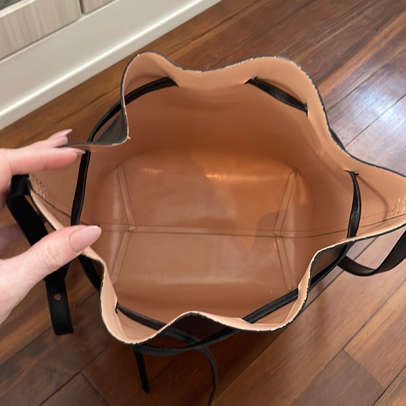Mansur Gavriel Black Bucket Bag - Picture 4 of 10